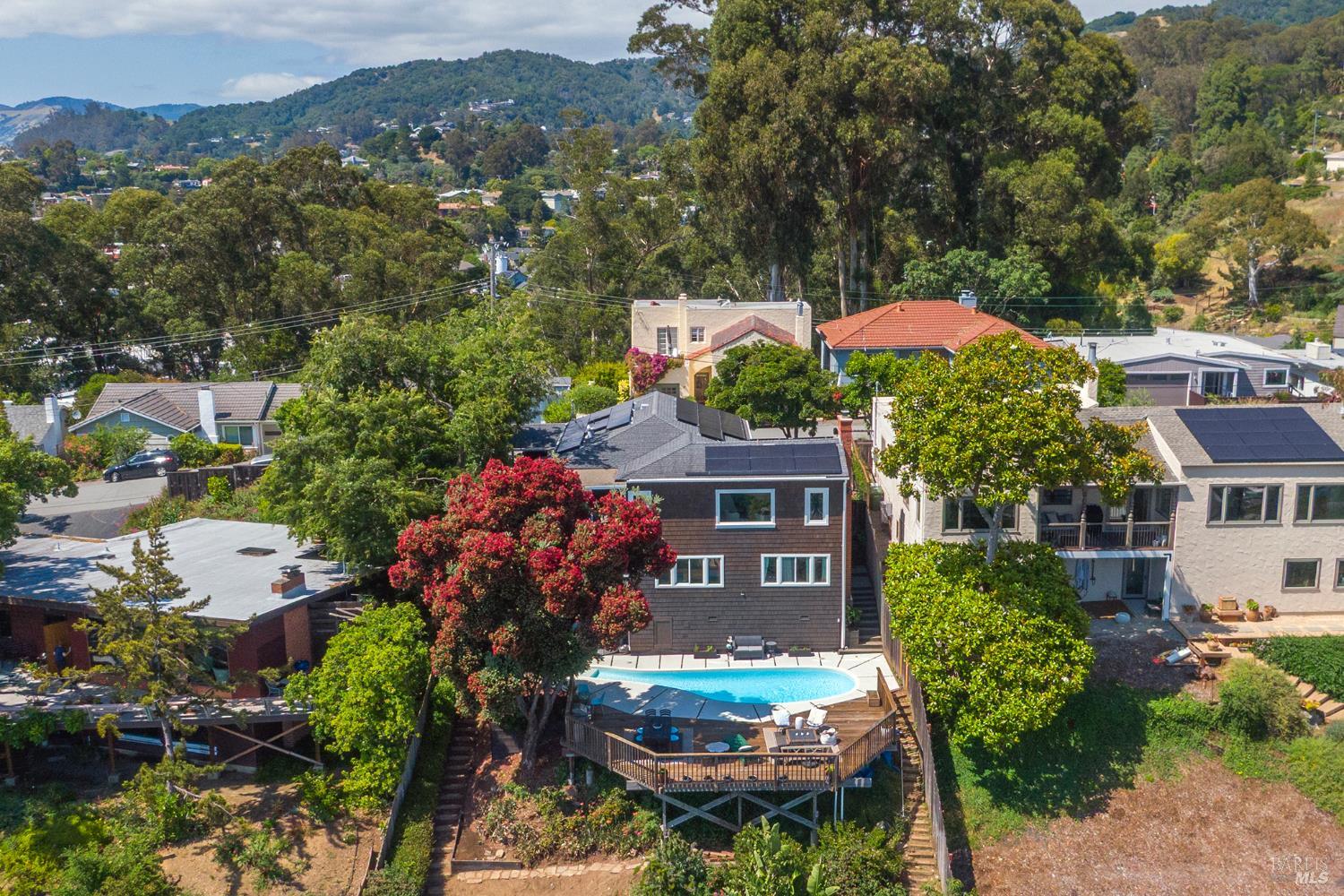 32 Alta Vista Way San Rafael, CA 94901 - Photo 38 of 48