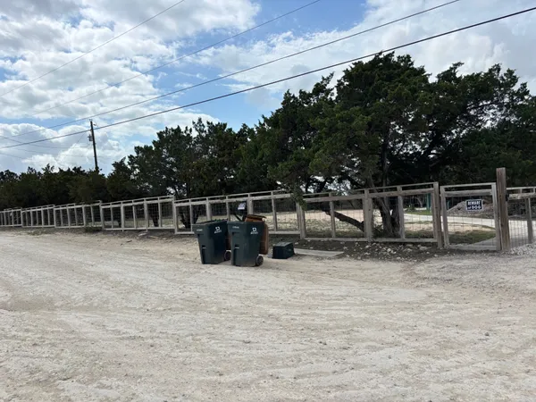 $6,500 | 15401 Lariat Trail, Austin, TX 78734