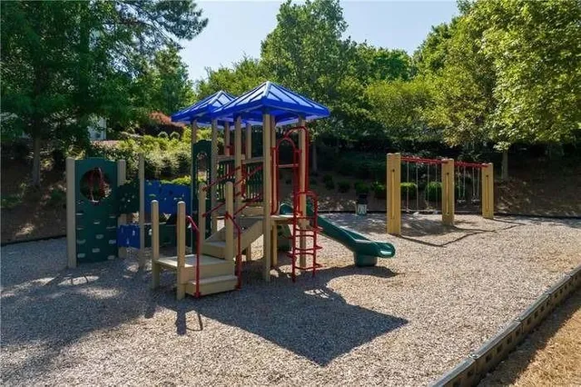 $680,000 | 998 Poplar Mill Court Northeast, Buford, GA 30518