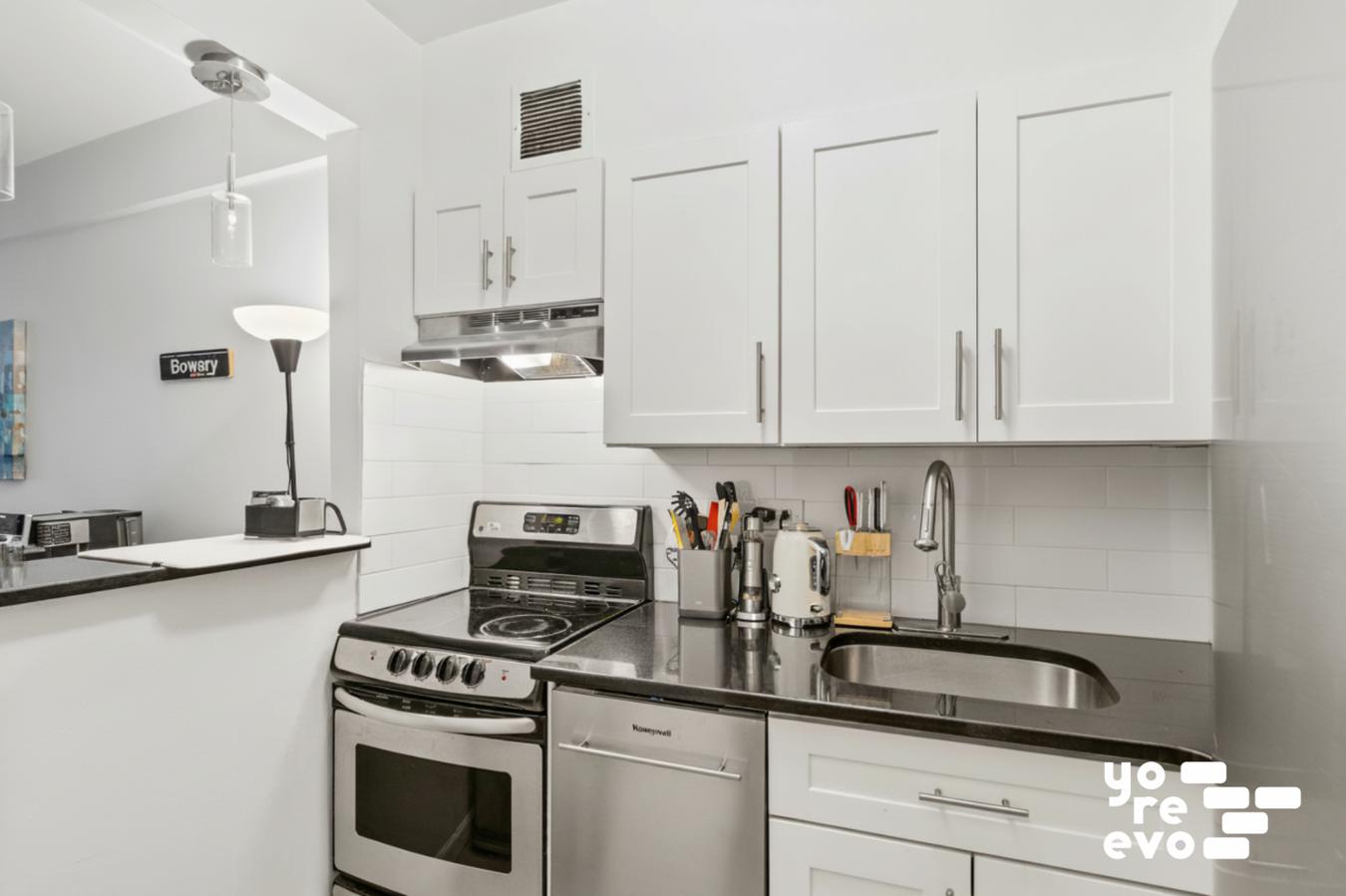 80 Park Avenue, Unit 5C Manhattan, NY 10016 - Photo 3 of 9 Photo 3