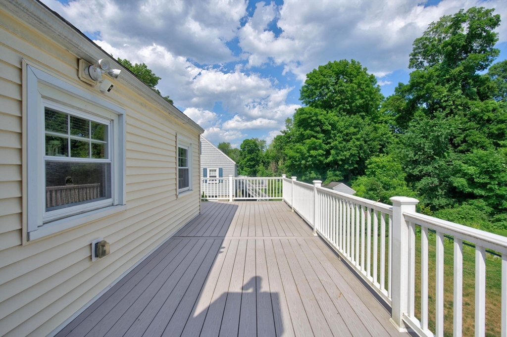 80 Stevens Street Andover, MA 01810 - Photo 5 of 34
