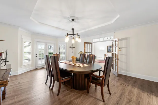 $2,349,000 | 10 Old Hart Road, Barrington Hills, IL 60010