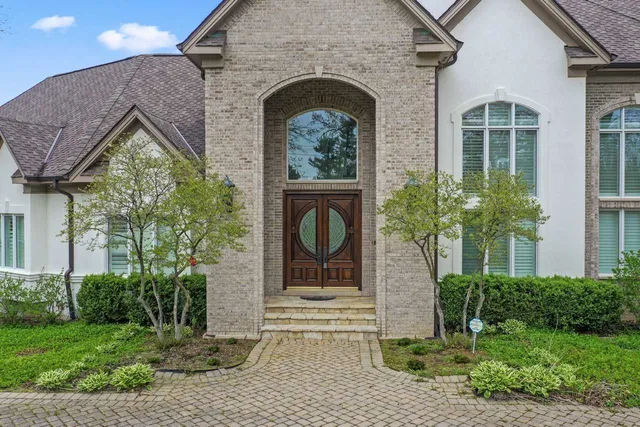 $2,349,000 | 10 Old Hart Road, Barrington Hills, IL 60010