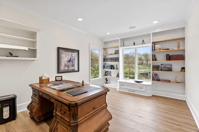 $2,349,000 | 10 Old Hart Road, Barrington Hills, IL 60010