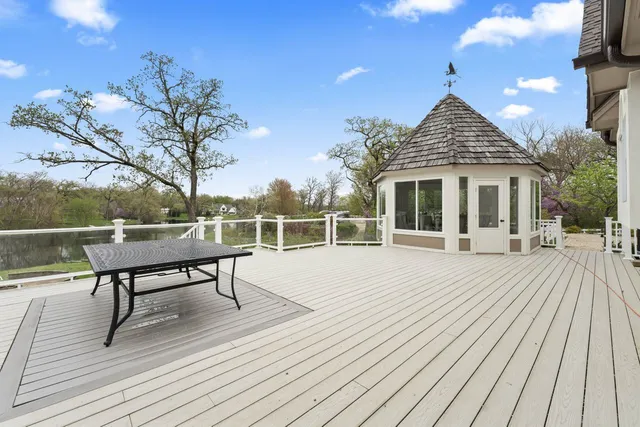 $2,349,000 | 10 Old Hart Road, Barrington Hills, IL 60010