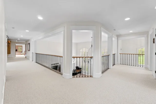 $2,349,000 | 10 Old Hart Road, Barrington Hills, IL 60010