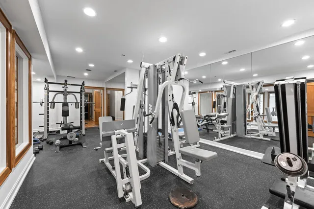 $2,349,000 | 10 Old Hart Road, Barrington Hills, IL 60010