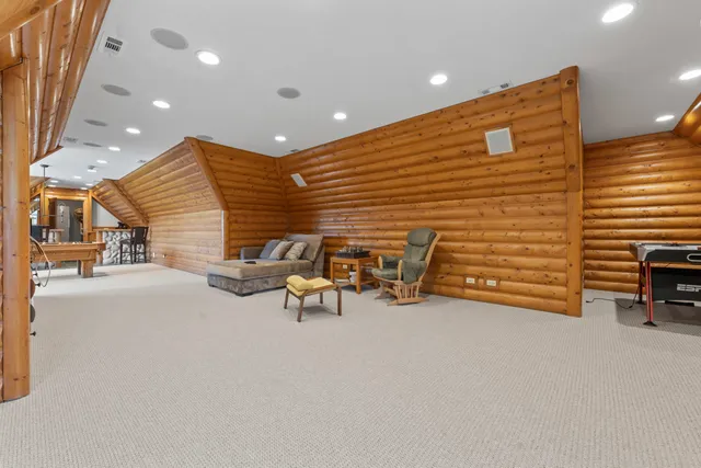 $2,349,000 | 10 Old Hart Road, Barrington Hills, IL 60010