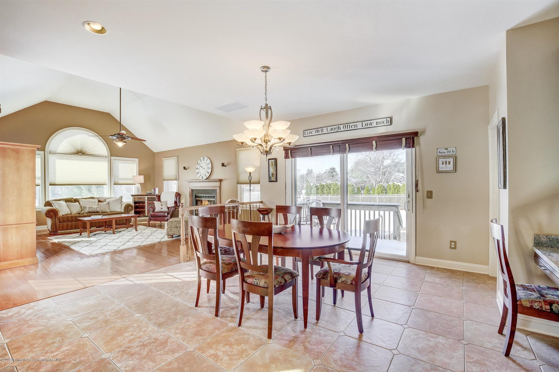20 Trinity Place Freehold, NJ 07728 - Photo 16 of 51 23-Kitchen