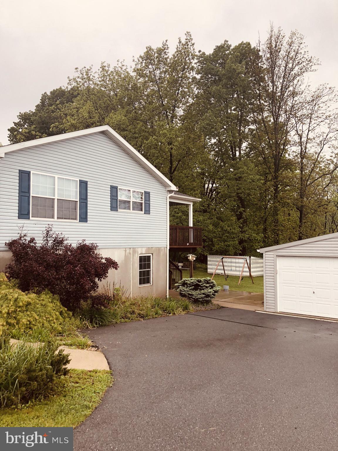 66 Robeson Lawn Road Birdsboro, PA 19508 - Photo 2 of 25 Gallery Image 2