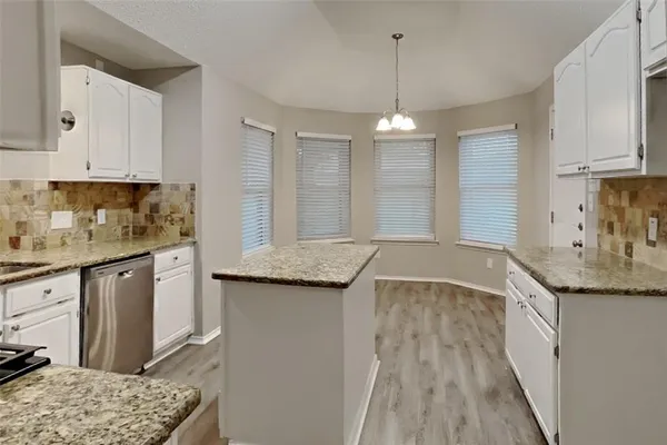 $2,325 | 6913 Brandford Road, Rowlett, TX 75089