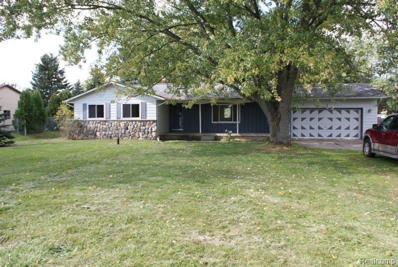 9034 Rhodes Road Goodrich, MI 48438 - Photo 1 of 19 DSC05578