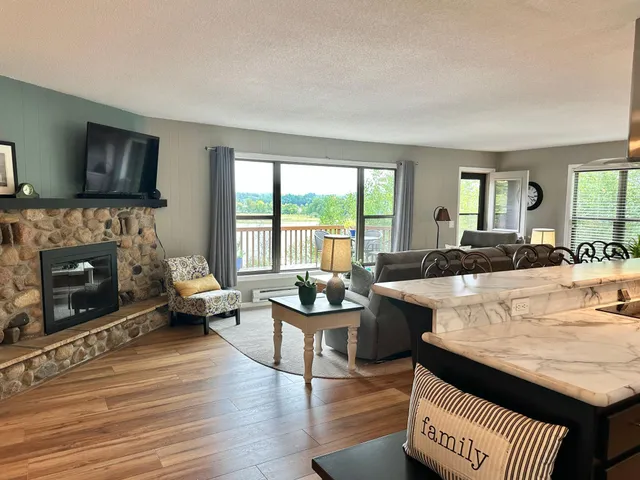 $699,900 | 7064 Juneberry Trail, Walker, MN 56484