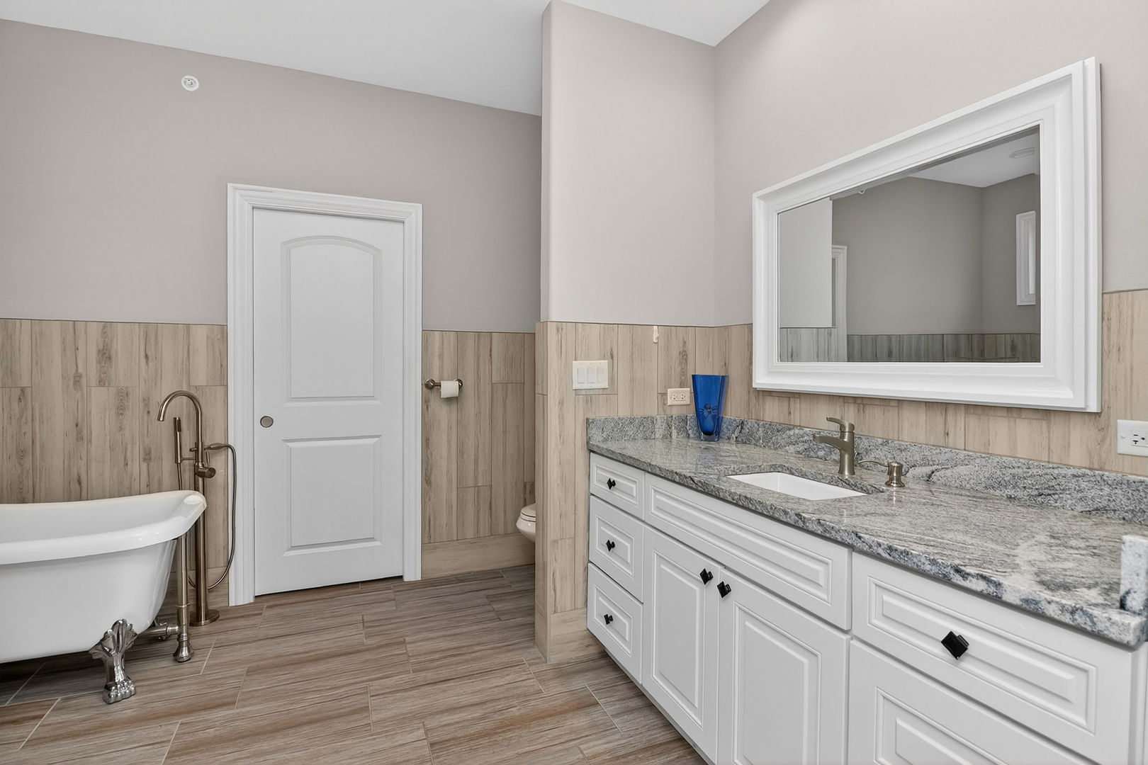 669 Byron Avenue Addison, IL 60101 - Photo 18 of 30 Gallery Image 18