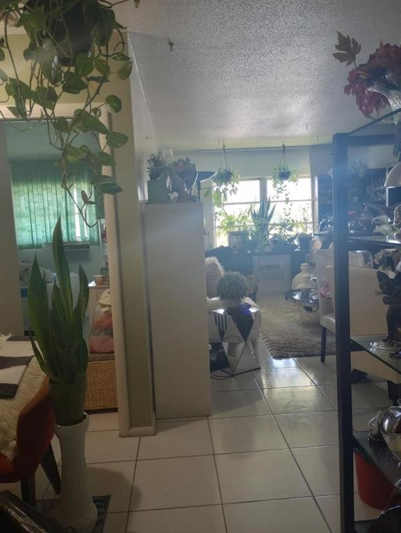 1250 East Sample Road, Unit 307 Pompano Beach, FL 33064 - Photo 10 of 11 a view of a interior of the house