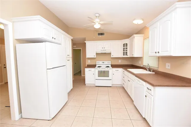 $1,460 | 612 Lake Ned Road, Winter Haven, FL 33884