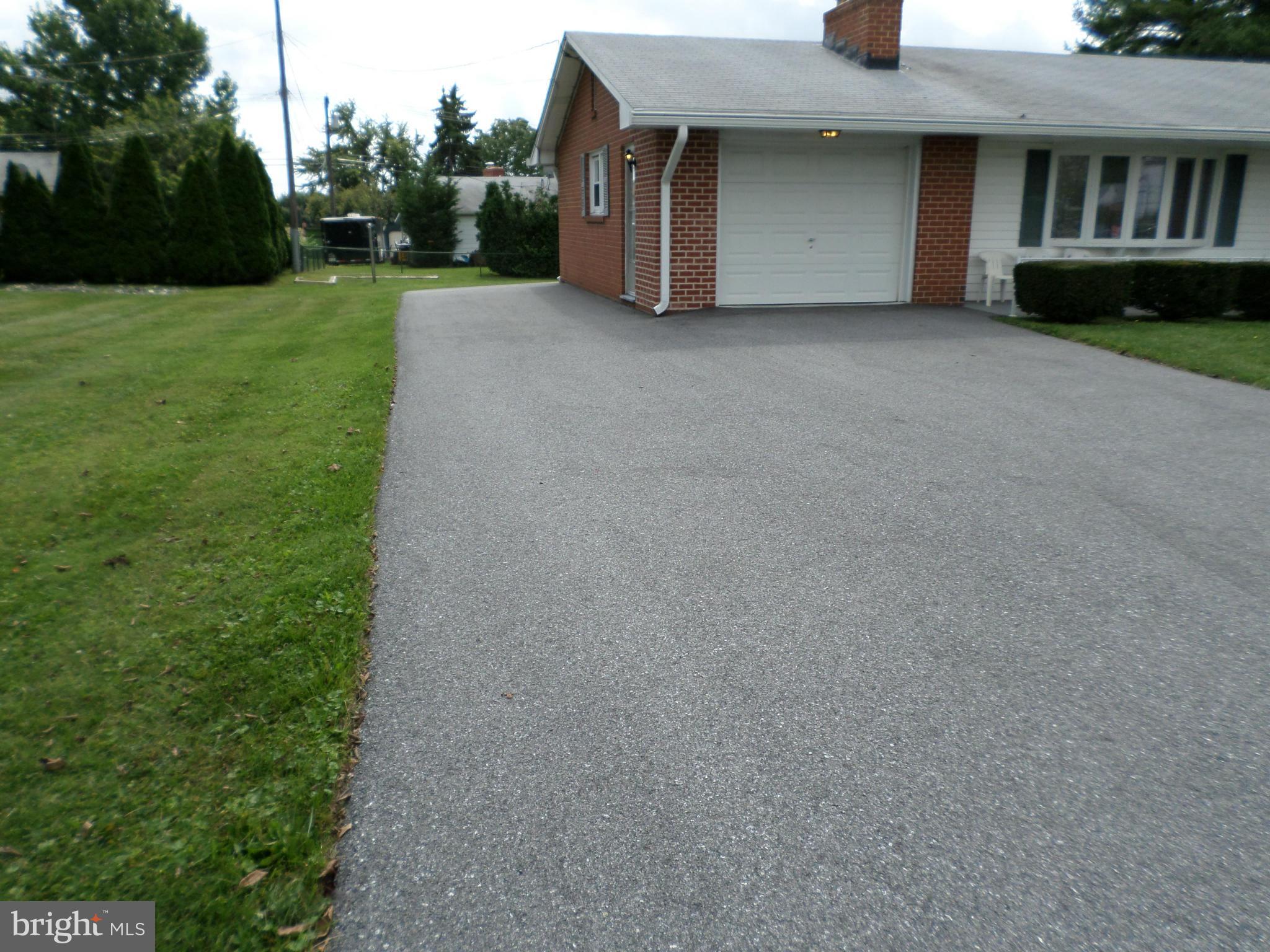 607 Nursery Road Westminster, MD 21157 - Photo 22 of 24 Exterior (Front)