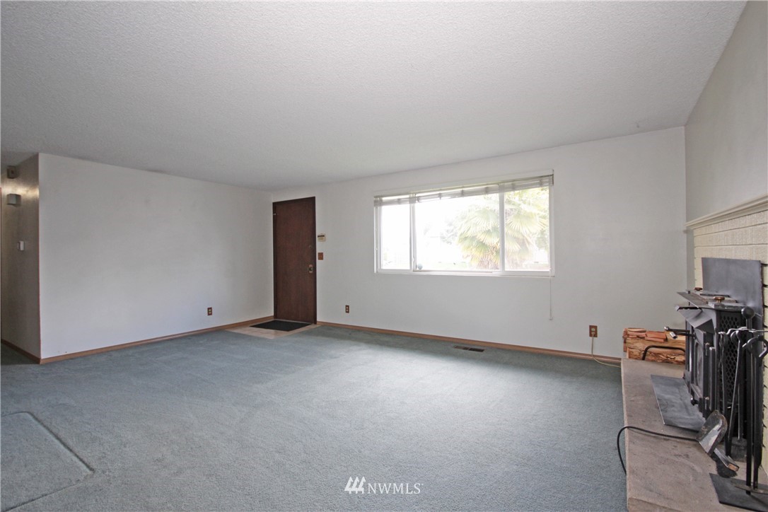 4016 Northeast 7th Street Renton, WA 98056 - Photo 12 of 24