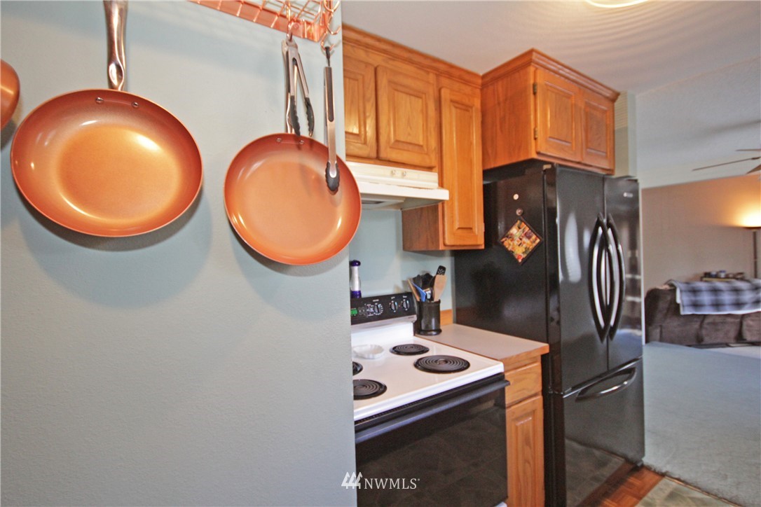 4016 Northeast 7th Street Renton, WA 98056 - Photo 9 of 24