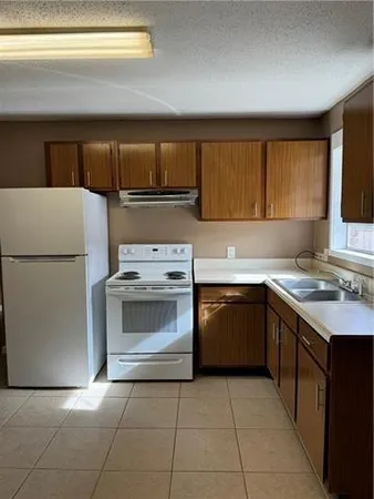 $950 | 1133 West Drive, Unit B, Westwego, LA 70094