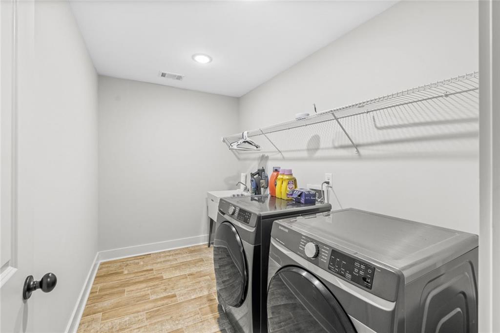 1701 Trotters Court Monroe, GA 30656 - Photo 39 of 41 a utility room with dryer and washer