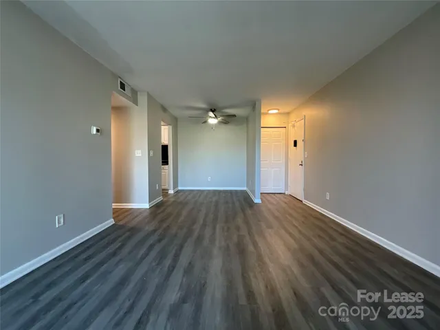 $845 | 342 Orchard Trace Lane, Unit 7, Charlotte, NC 28213