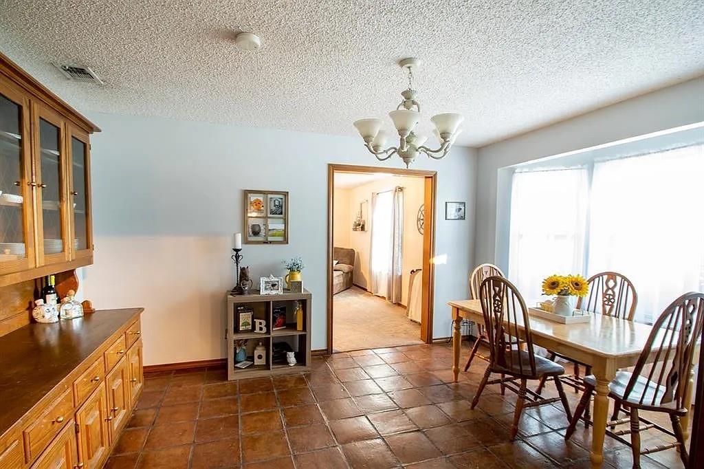 171 County Road 1160 Decatur, TX 76234 - Photo 8 of 33