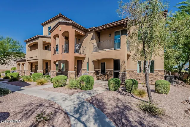 $2,100 | 2821 South Skyline Drive, Unit 141, Mesa, AZ 85212