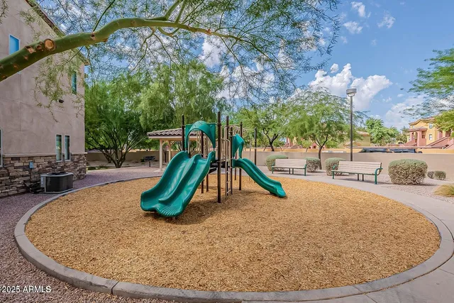 $2,100 | 2821 South Skyline Drive, Unit 141, Mesa, AZ 85212