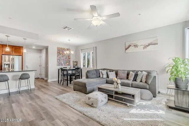 $2,100 | 2821 South Skyline Drive, Unit 141, Mesa, AZ 85212