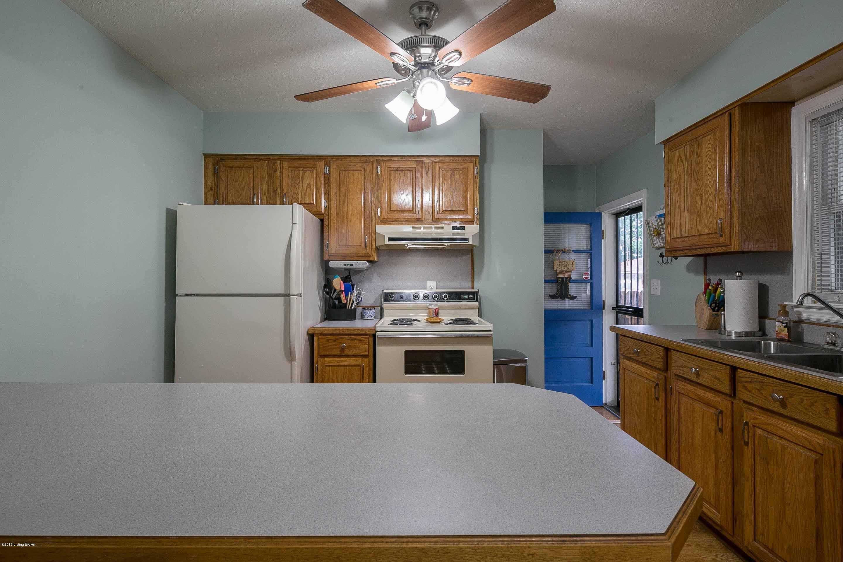7607 Terry Road Louisville, KY 40258 - Photo 26 of 52 23