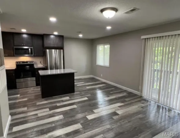 $98,750 | 1913 Gascony Parc Drive, Unit 1913, Lake St. Louis, MO 63367