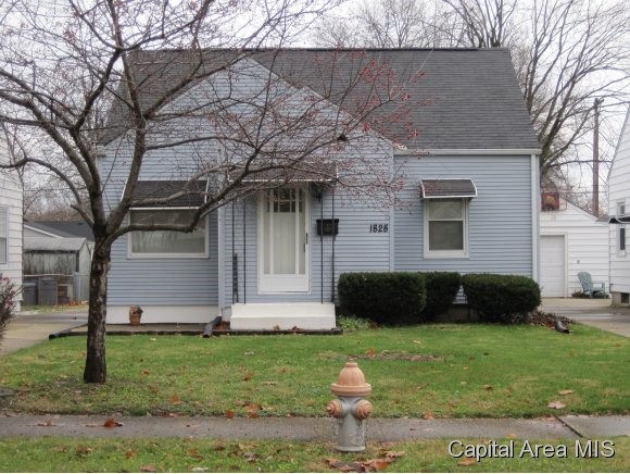 1828 North 22nd Street Springfield, IL 62702 - Photo 1 of 5