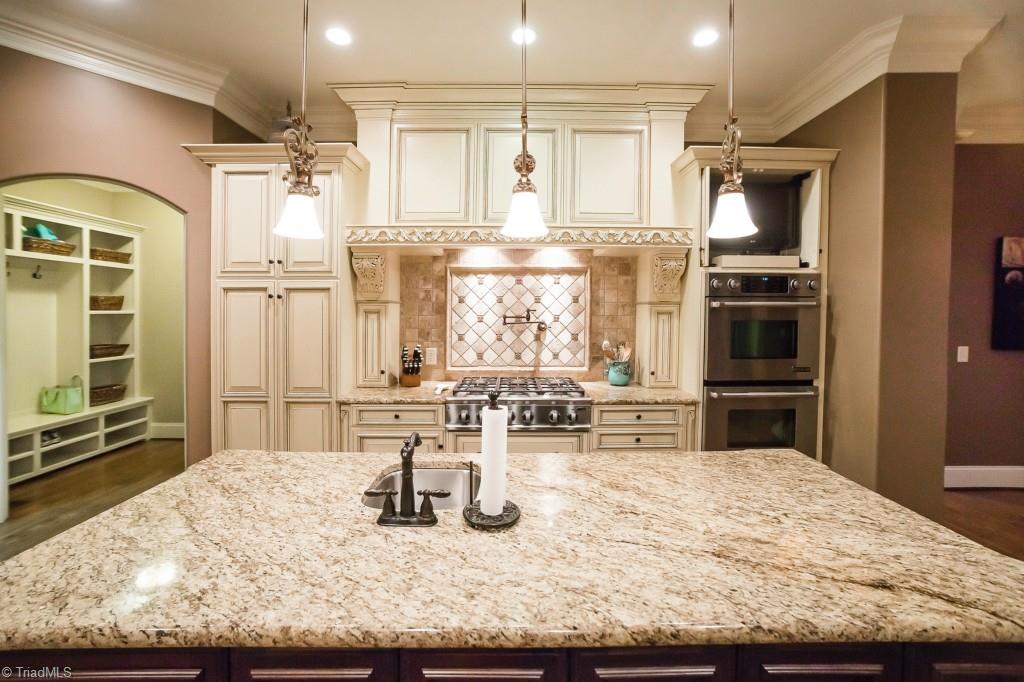 5240 Bunch Road Summerfield, NC 27358 - Photo 7 of 30