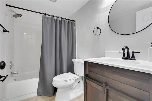 $1,800 | 5499 Rattlesnake Hamm Road, Unit 2, Naples, FL 34113