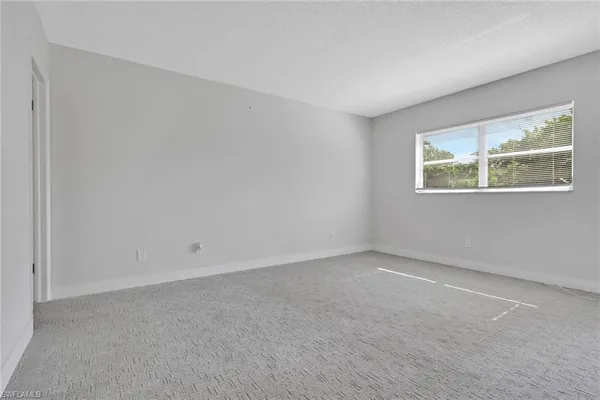 $1,800 | 5499 Rattlesnake Hamm Road, Unit 2, Naples, FL 34113