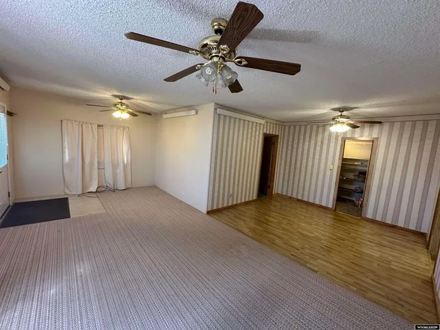 $185,000 | 832 East 5th Avenue, Torrington, WY 82240