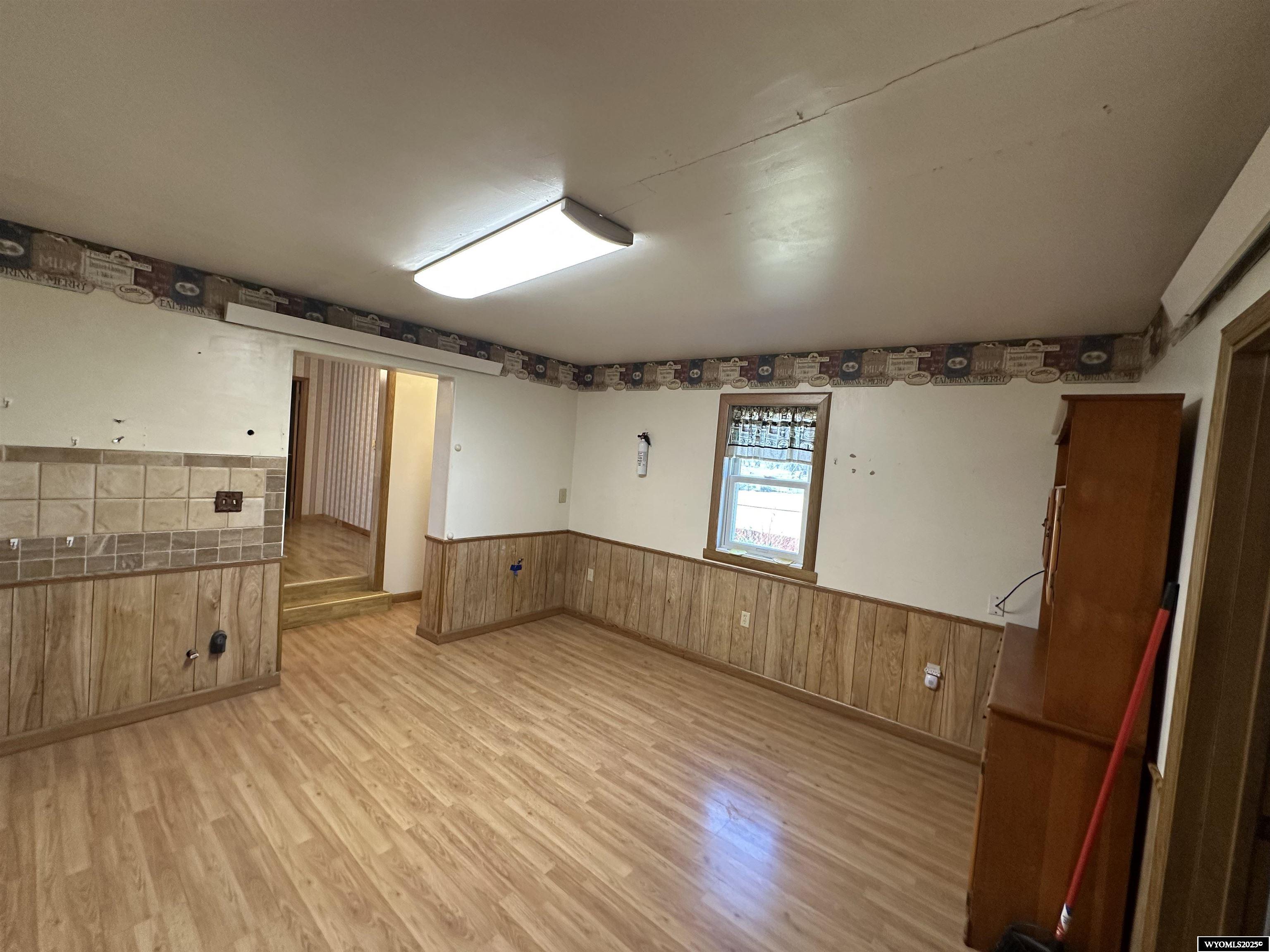 832 East 5th Avenue Torrington, WY 82240 - Photo 13 of 24