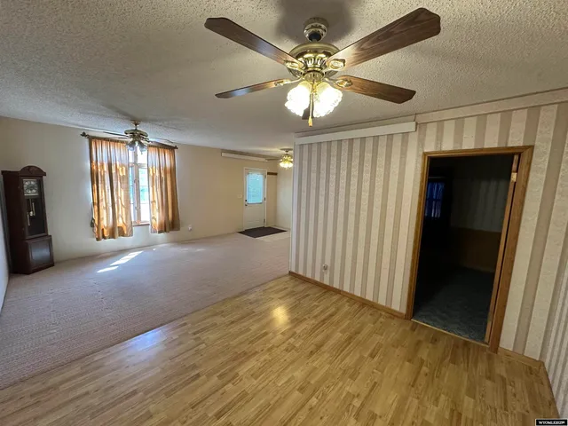 $185,000 | 832 East 5th Avenue, Torrington, WY 82240