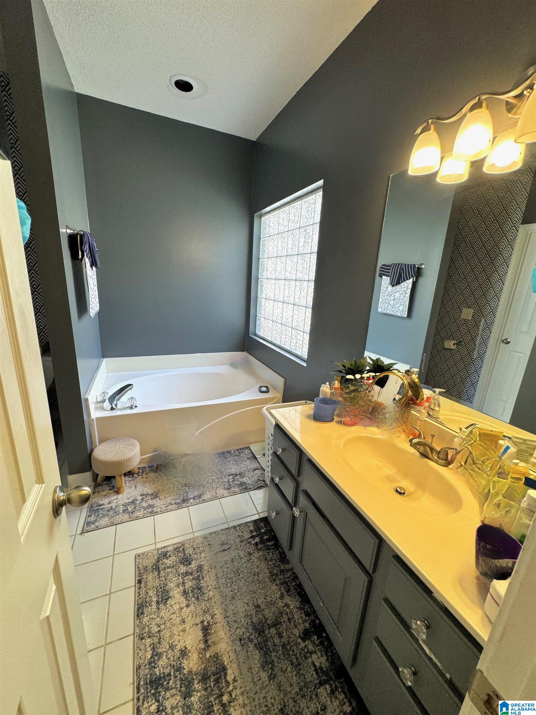 268 Warwick Lane Alabaster, AL 35007 - Photo 12 of 19