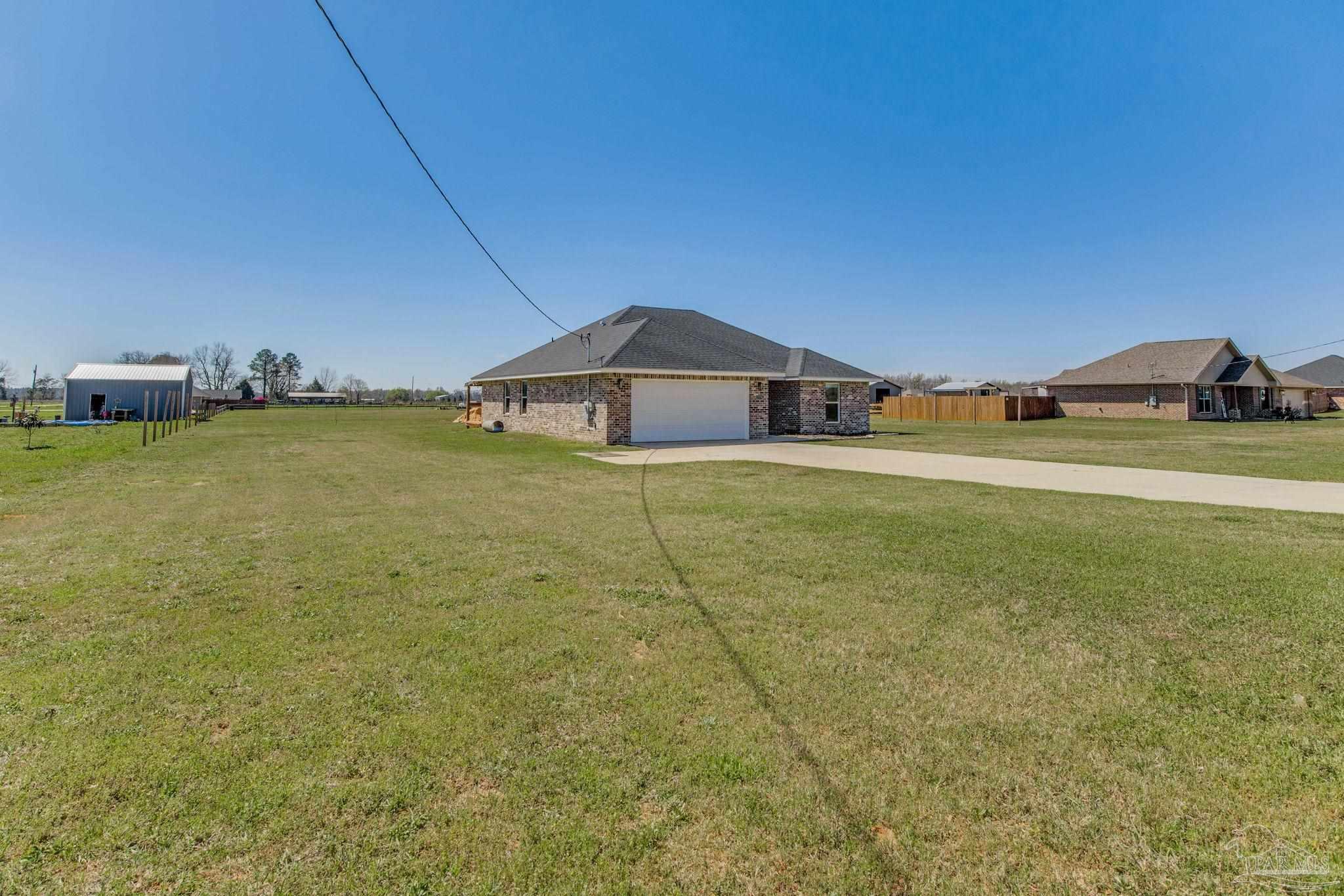 2379 Harvest Road Jay, FL 32565 - Photo 3 of 39