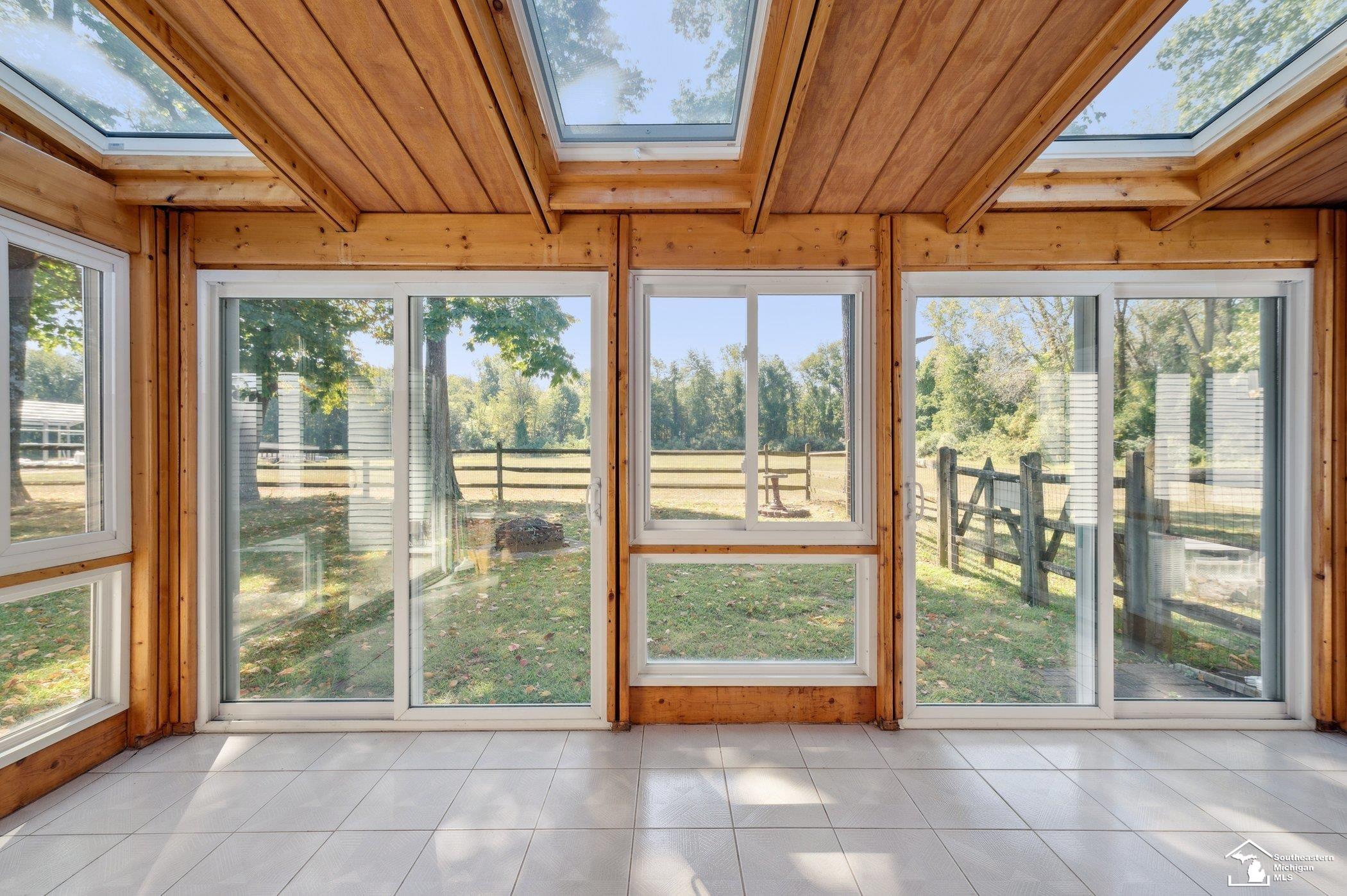 3943 Knepper Road Lambertville, MI 48144 - Photo 20 of 36 Gallery Image 20
