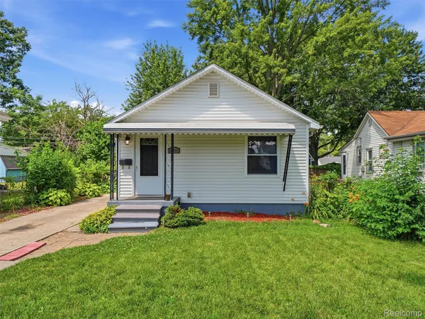$160,000 | 23091 Berdeno Avenue, Hazel Park, MI 48030