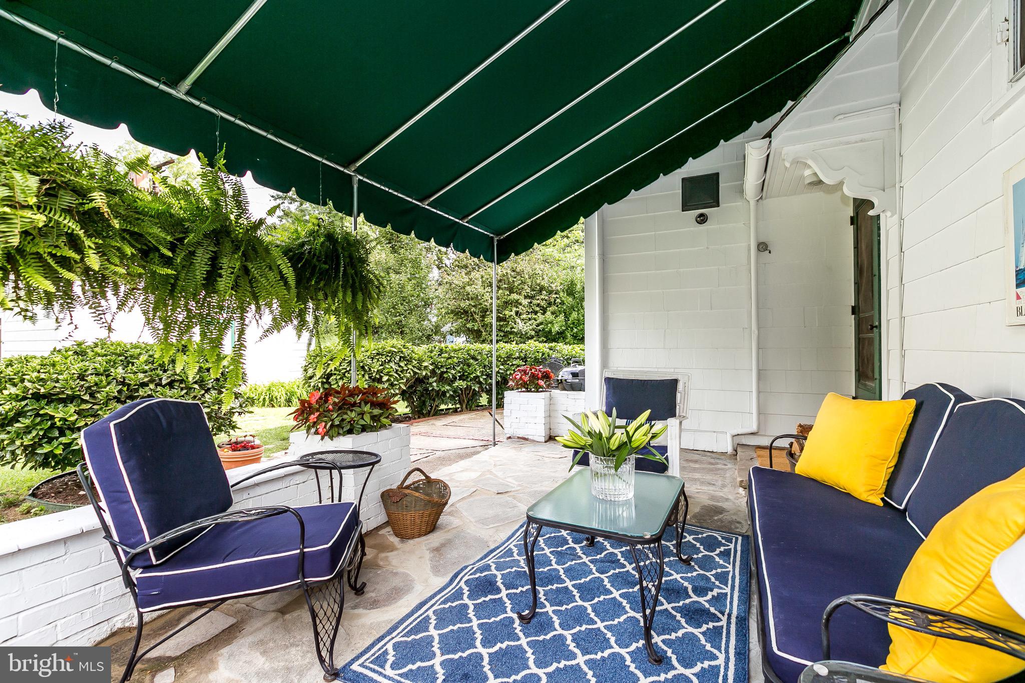 324 Broxton Road Baltimore, MD 21212 - Photo 17 of 45 Enjoy lovely Summer and Fall days & evenings