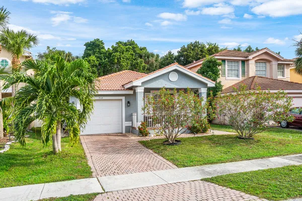 $447,900 | 5112 Aurora Lake Circle, Greenacres, FL 33463