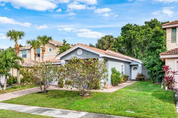 $447,900 | 5112 Aurora Lake Circle, Greenacres, FL 33463