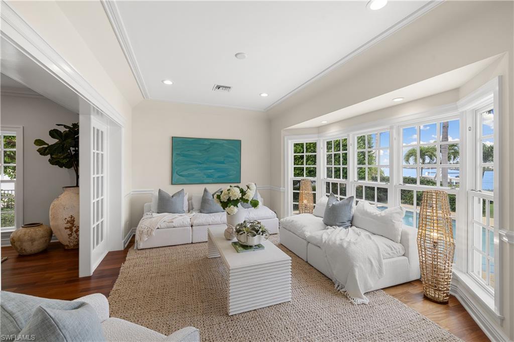 901 Galleon Drive Naples, FL 34102 - Photo 16 of 40