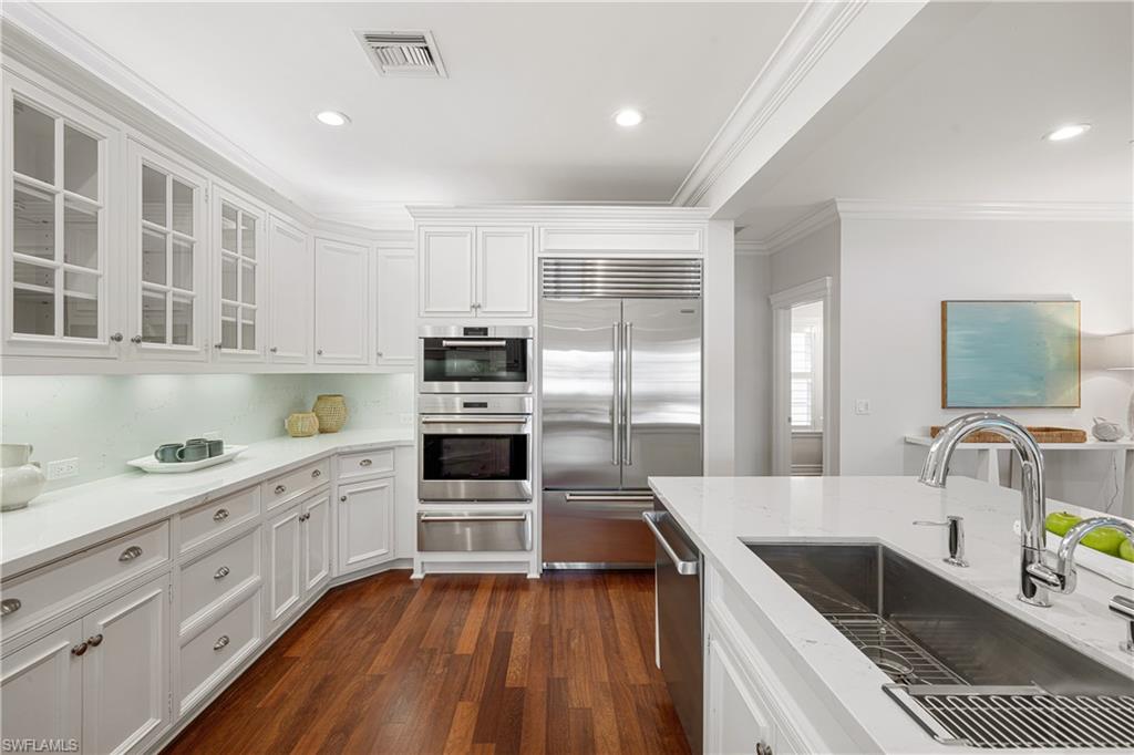 901 Galleon Drive Naples, FL 34102 - Photo 20 of 40