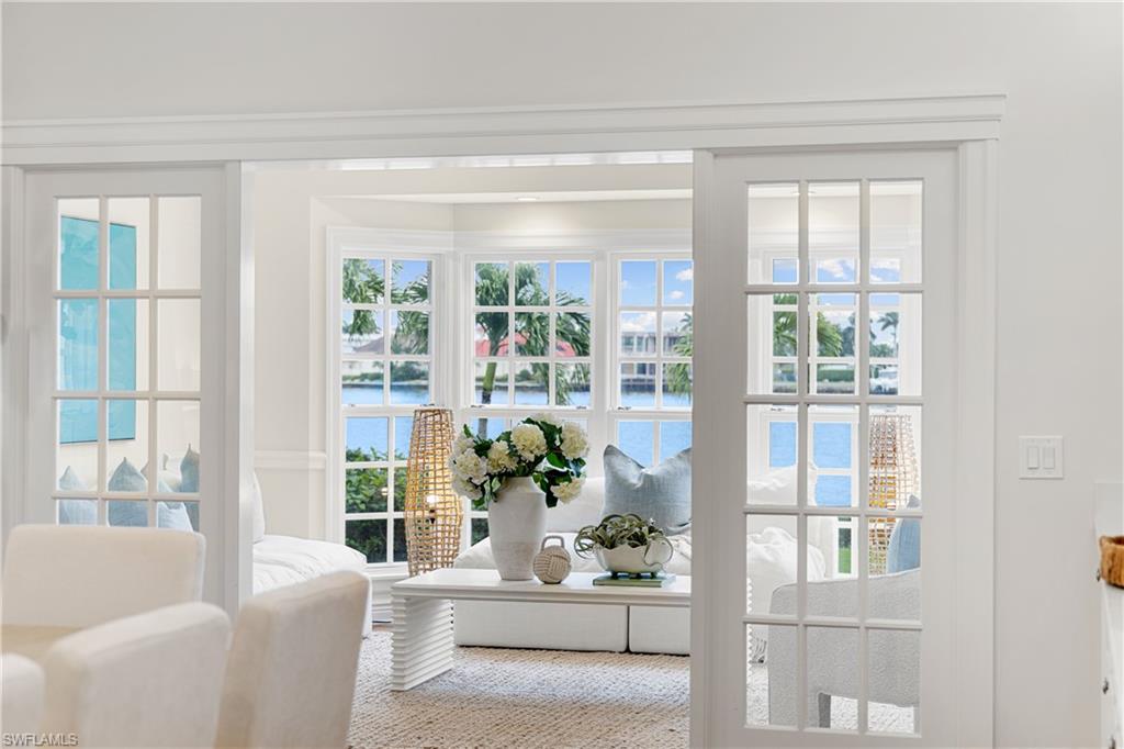 901 Galleon Drive Naples, FL 34102 - Photo 22 of 40