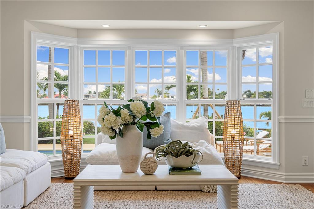 901 Galleon Drive Naples, FL 34102 - Photo 23 of 40